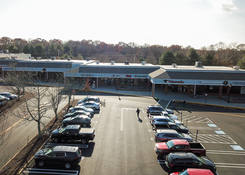 Narragansett RI: Salt Pond - Retail Space - Dividend Capital Diversified